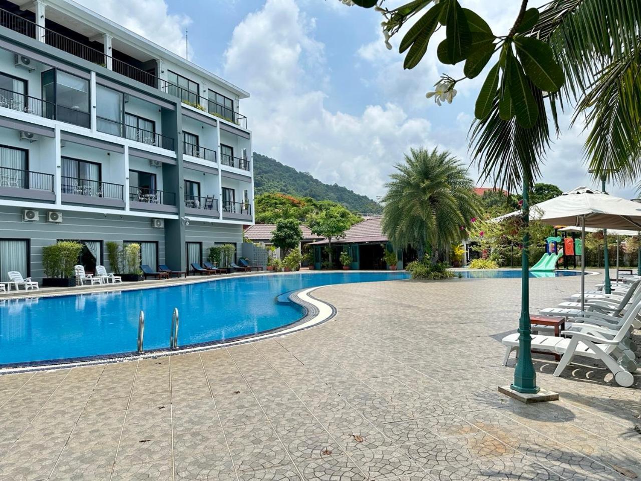 Kep Bay Hotel & Resort Buitenkant foto