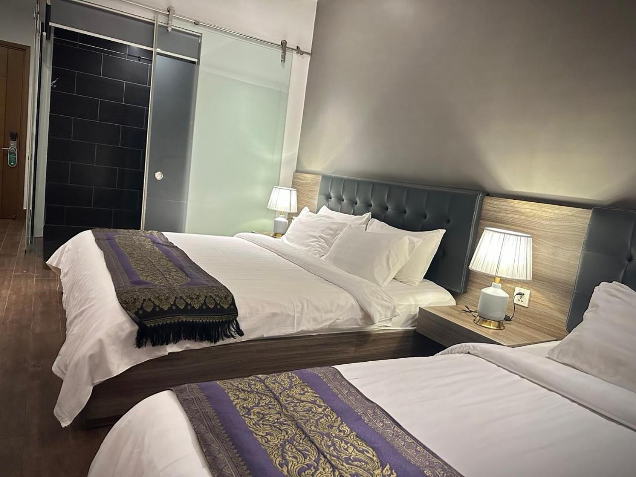 Kep Bay Hotel & Resort Buitenkant foto